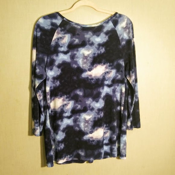 SCOOP NECK*3/4 LENGTH SLEEVES*PULL ON TOP*WOMEN SIZE L*BLUE & WHITE. - Picture 4 of 7